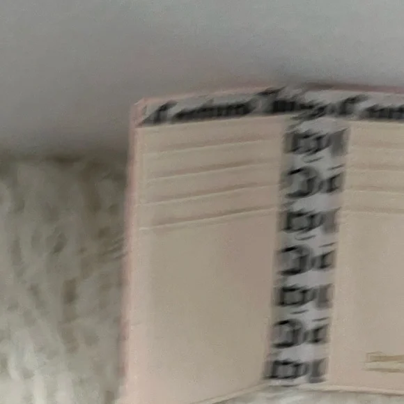 Juicy Couture Wallet - Picture 5 of 7